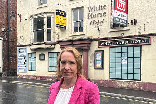 Helen Morgan outside the White Horse pub in Wem