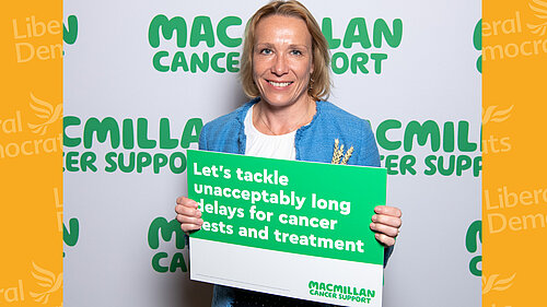 Helen backs MacMillan Cancer Support