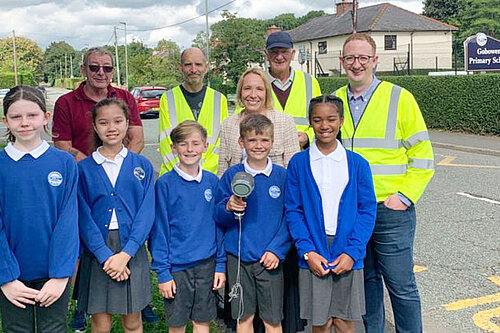 Helen with school children and speed campaigners